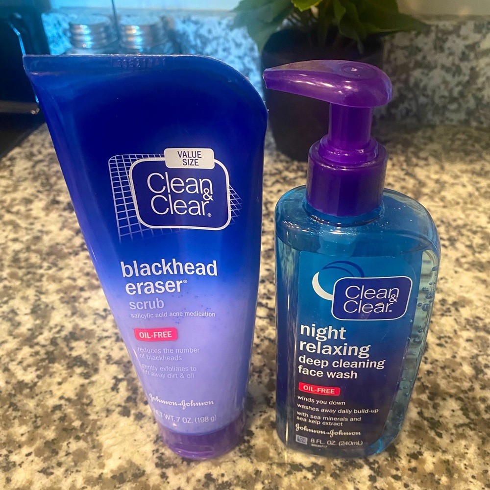 Clean & Clear Face-wash Blackhead Eraser Scrub Night Relaxing Deep Cleaning